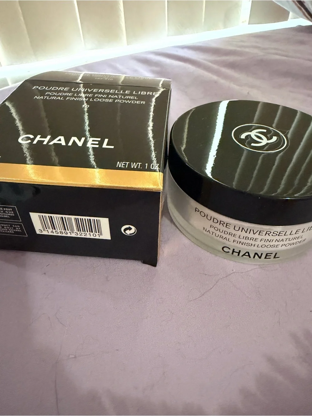 Chanel poured Libre natural finish
